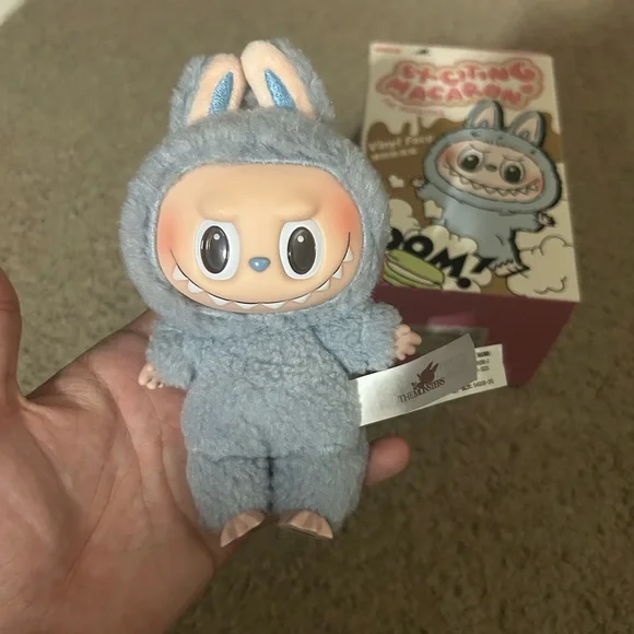 Authentic “Sea Salt Coconut” Exciting Macaron Labubu - Picture 1 of 9